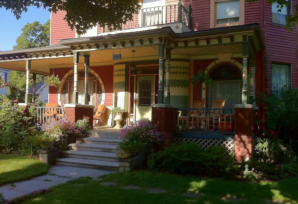 Grand Avenue Bed And Breakfast-1